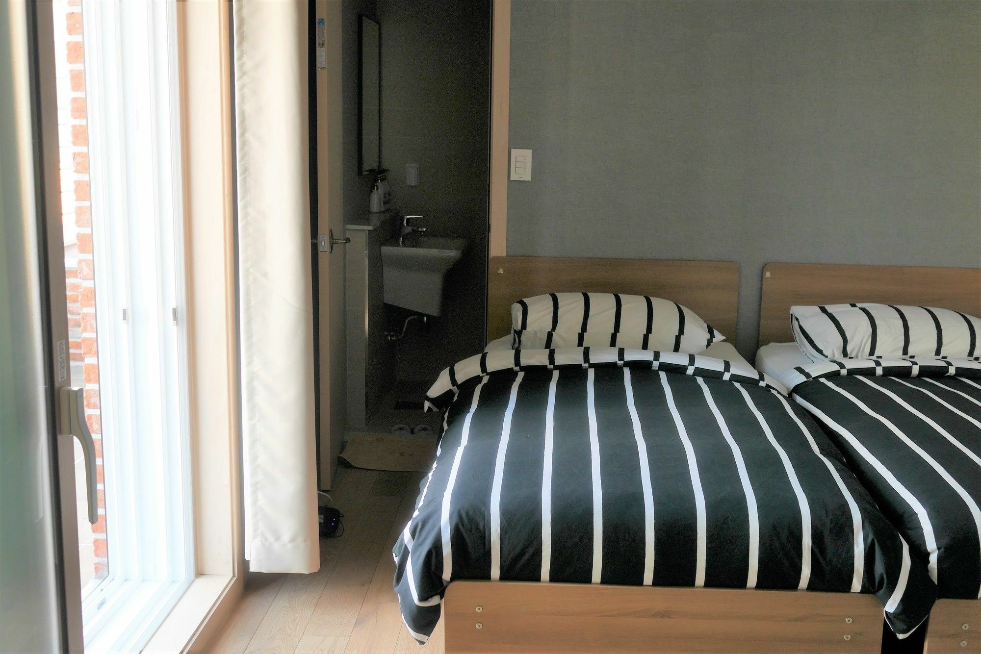 Red Stone Guesthouse Seoul Ngoại thất bức ảnh